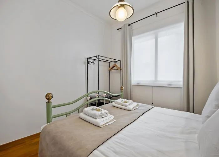 Lucente By Homie * 푼샬